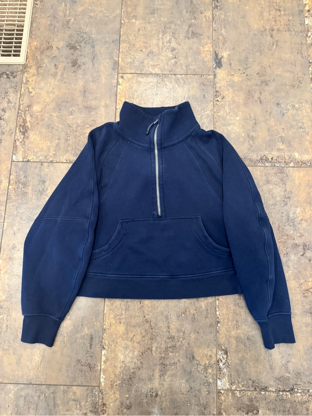 lululemon cropped Navy Half-Zip scuba